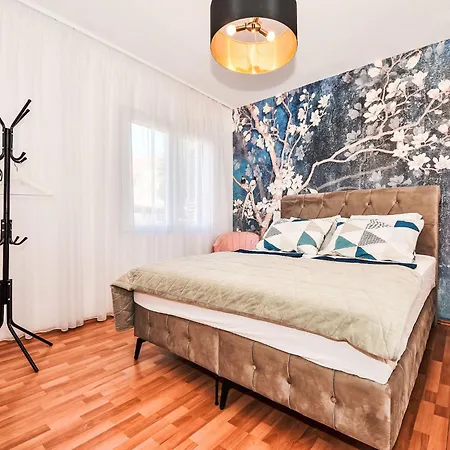 Maldini-1 By Interhome * Sukošan