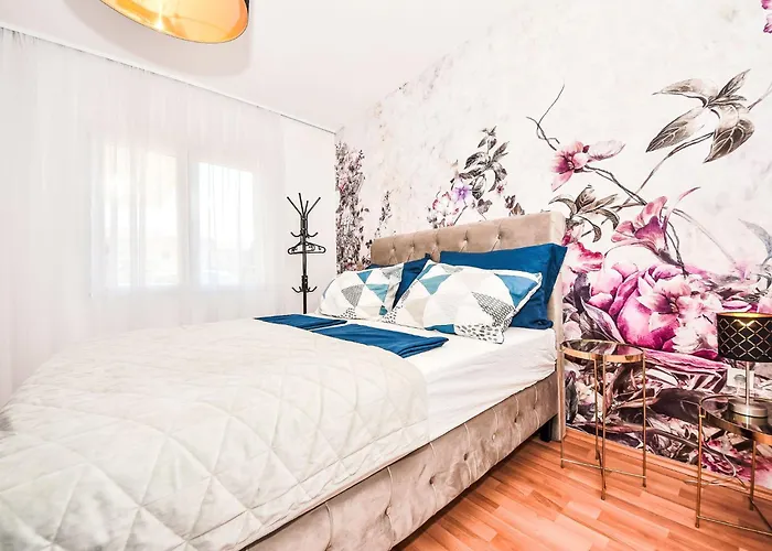 Maldini-1 By Interhome *