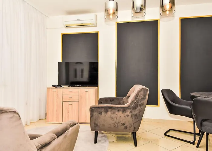 Maldini-1 By Interhome *