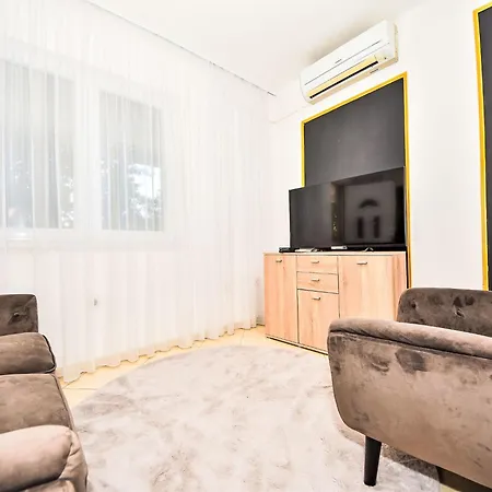 Maldini-1 By Interhome Appartement *