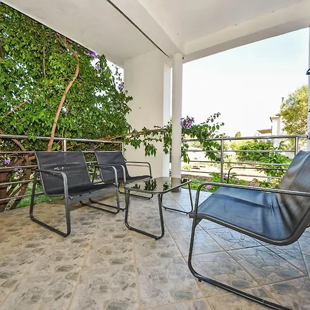 Maldini-1 By Interhome Appartement *